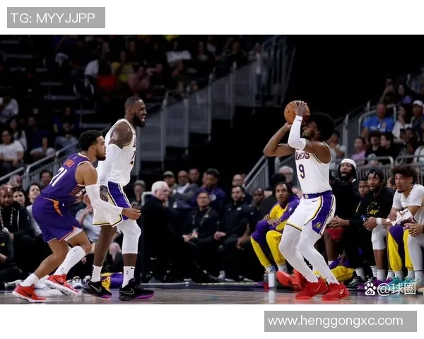 生涯首次三双时布朗尼仅105天大!如今父子同场 詹姆斯转发并感恩 生涯首次三双时布朗尼仅105天大!如今父子同场 詹姆斯转发并感恩